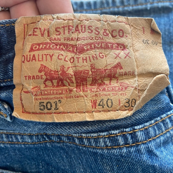 Vintage Levi’s 501 button fly jeans- price per 1 pair - Picture 15 of 15